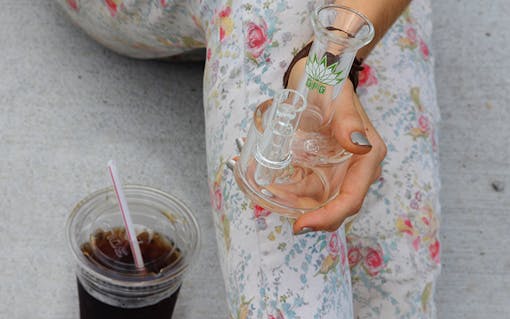 10 Signs You're a Southern Smoker – Sweet Tea and Cannabis