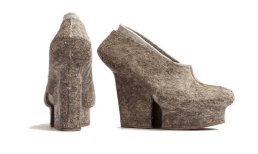 Wedge platform heel shoes made from hemp
