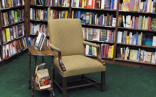 Tattered Cover Bookstore in Denver, Colorado (photo via bookchen)