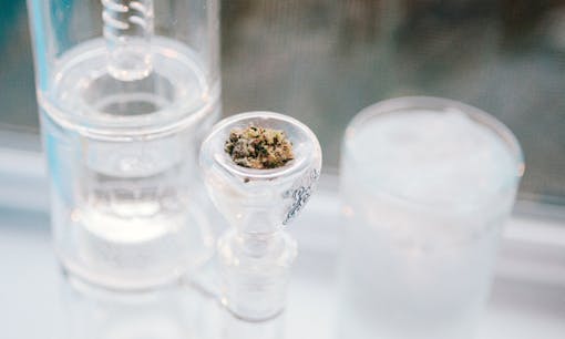 using ice in your bong water