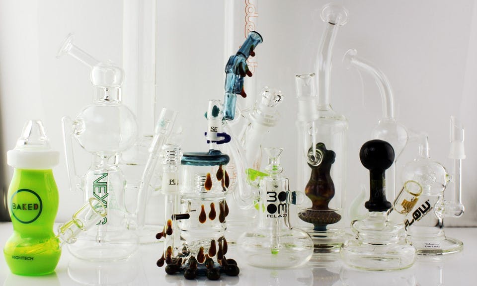 10 Glass Brands Bubbling to the Top of Your ‘Must Try’ List image