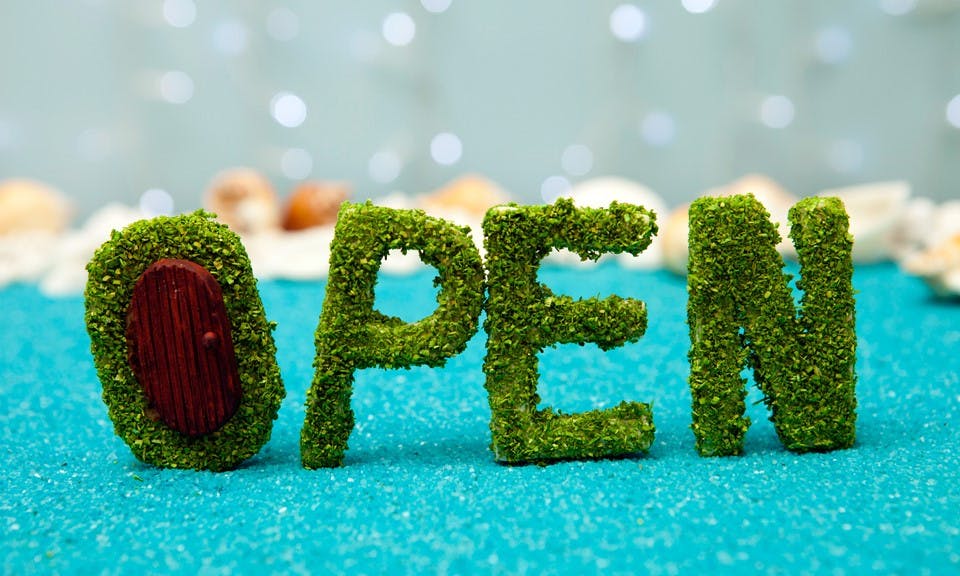 Massachusetts marijuana stores to reopen on Monday image