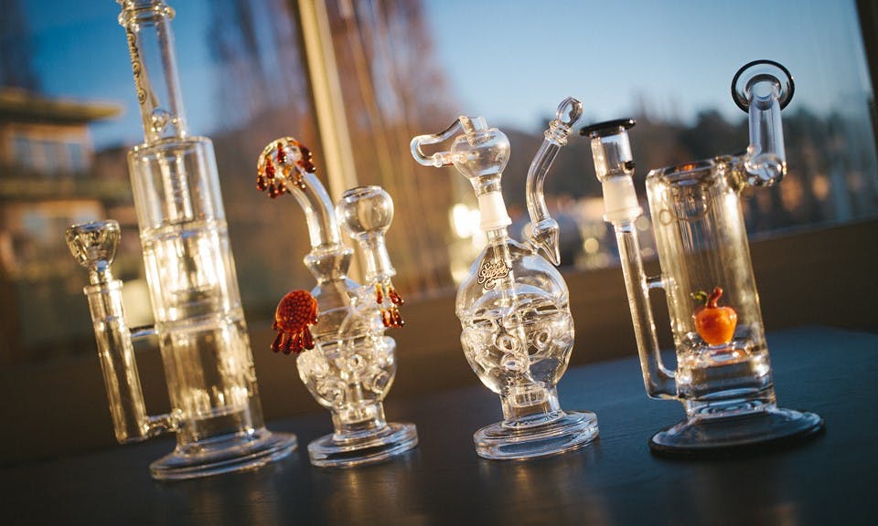 11 Holiday Gift Ideas for the Glass Enthusiast Leafly