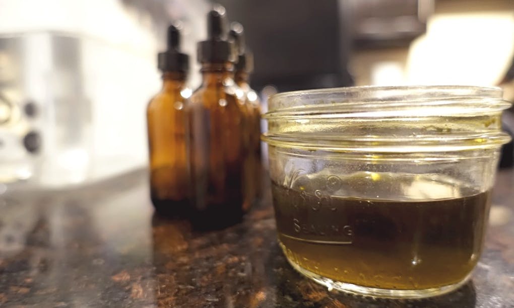 THC tinctures 101: How to make, use, & dose cannabis tinctures | Leafly