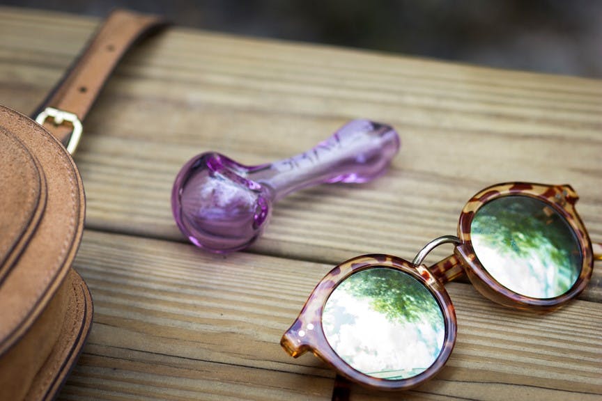 10 Signs You’re a Southern Cannabis Smoker image