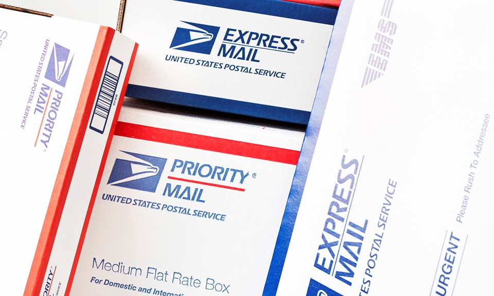Can you mail weed or edibles through the mail legally?