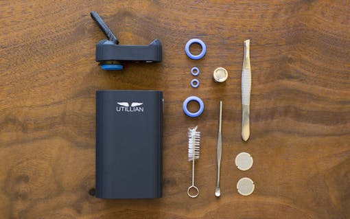 The Utillian 720 portable vaporizer and its accessories
