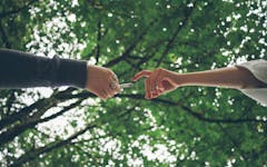 Why a Good Smoke Session Is the Ultimate Bonding Experience