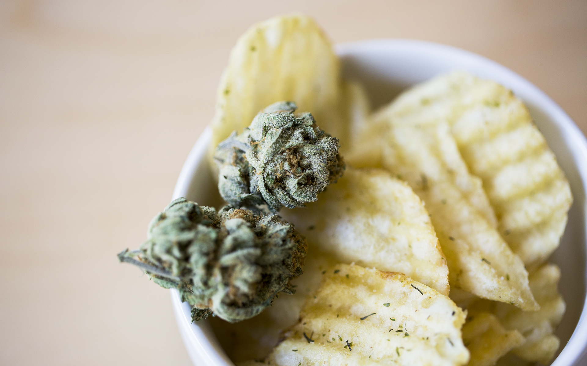 What's the Best Potato Chip and Strain Flavor Pairing? We Held a