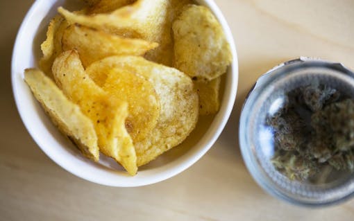 Kettle Foods Maple Bacon and Presidential OG