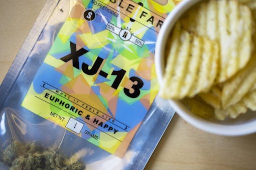 Kettle Foods Dill Pickle and XJ-13