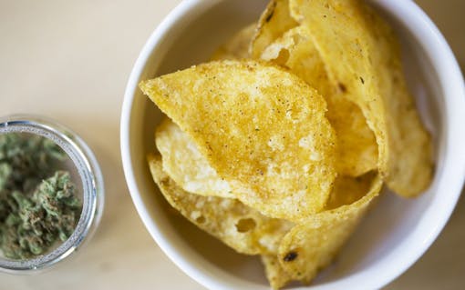 Hawaiian Kettle Style Mango Habanero and Mango Kush