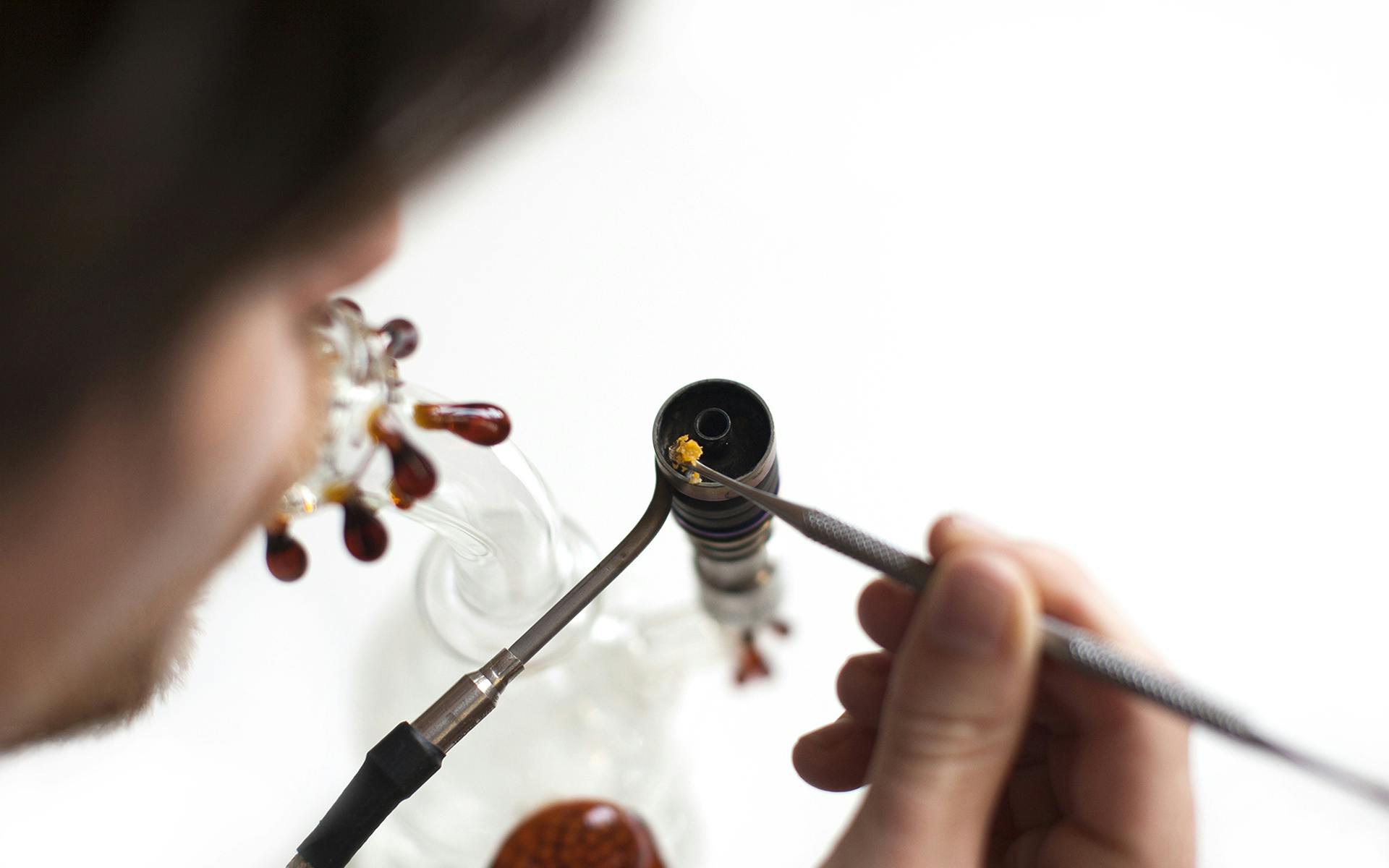 What is a dab rig? | Cannabis Glossary | Leafly