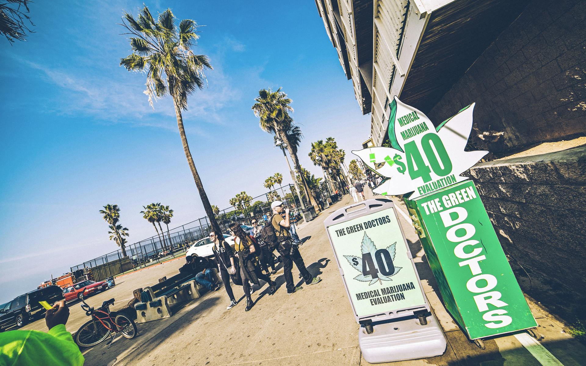 Leafly's Guide to California Medical Marijuana Regs image