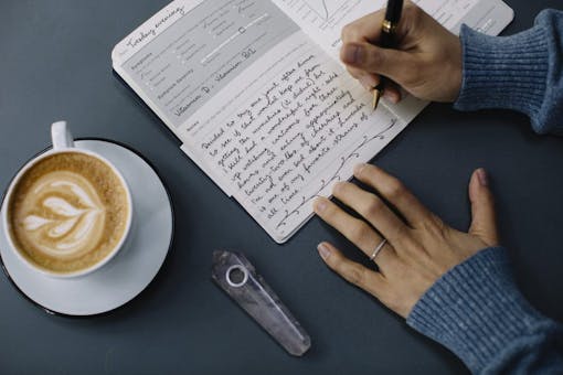 How to Keep a Cannabis Strain Health and Wellness Journal | Leafly