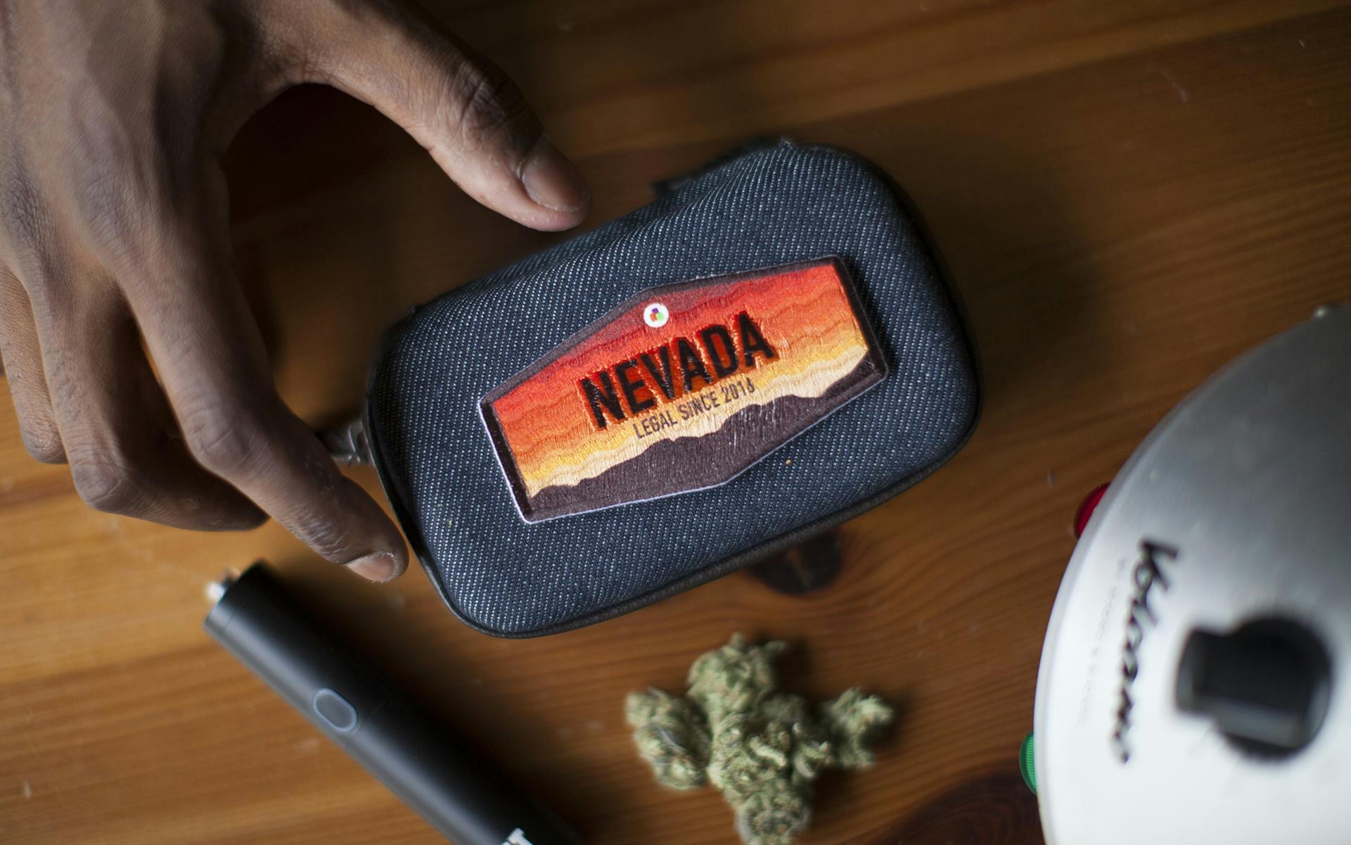Nevada official put on leave amid cannabis licensing fiasco image