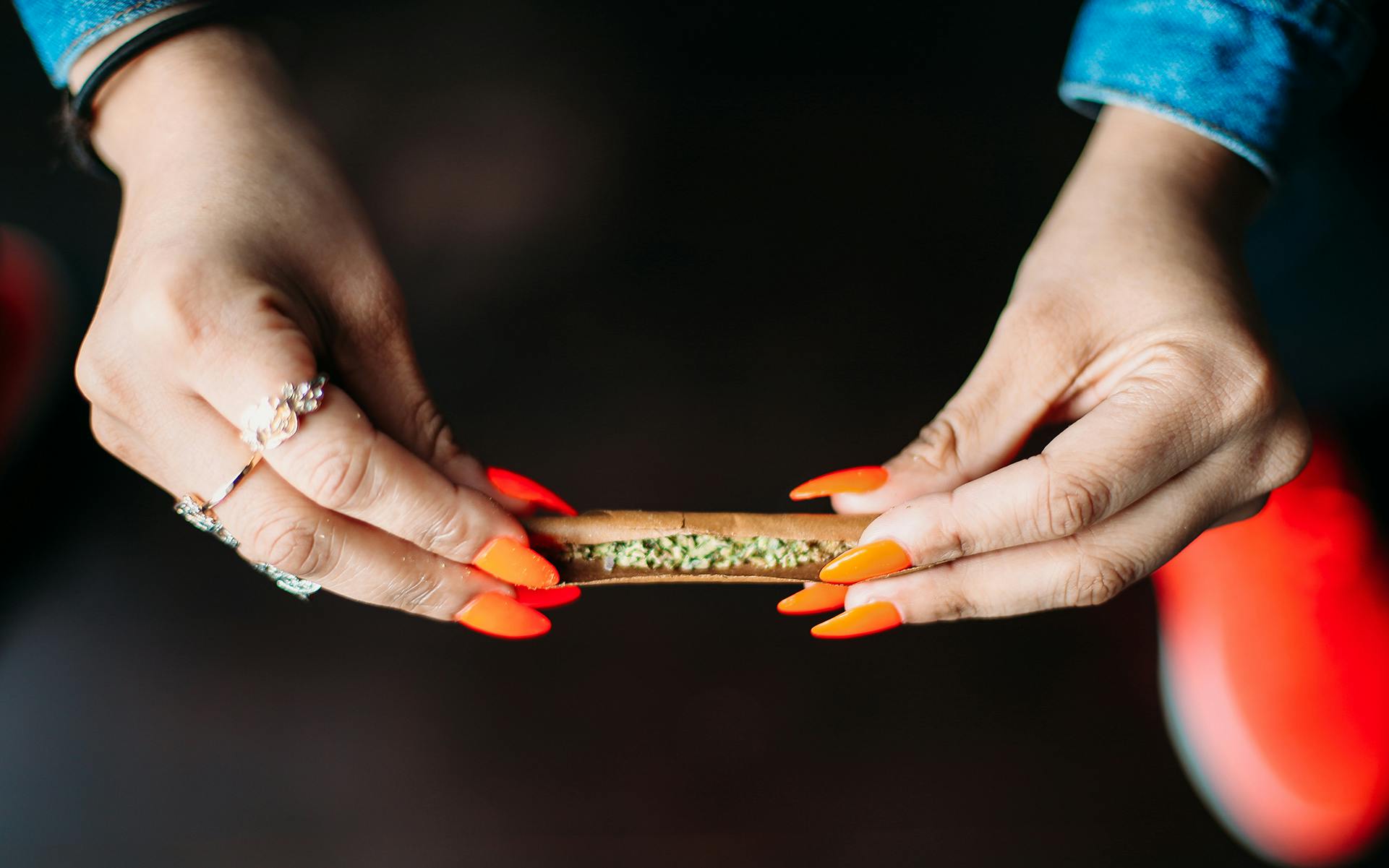 FDA to ban Backwoods, Swishers, all flavored blunt wraps image