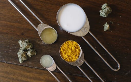 DIY cannabis and yogurt face mask
