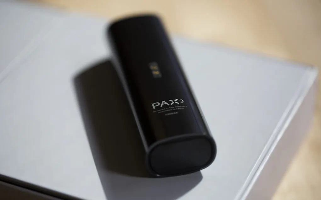 pax 3 vs firefly 2 Firefly 2 vs. Pax 3: A Portable Vaporizer Comparison