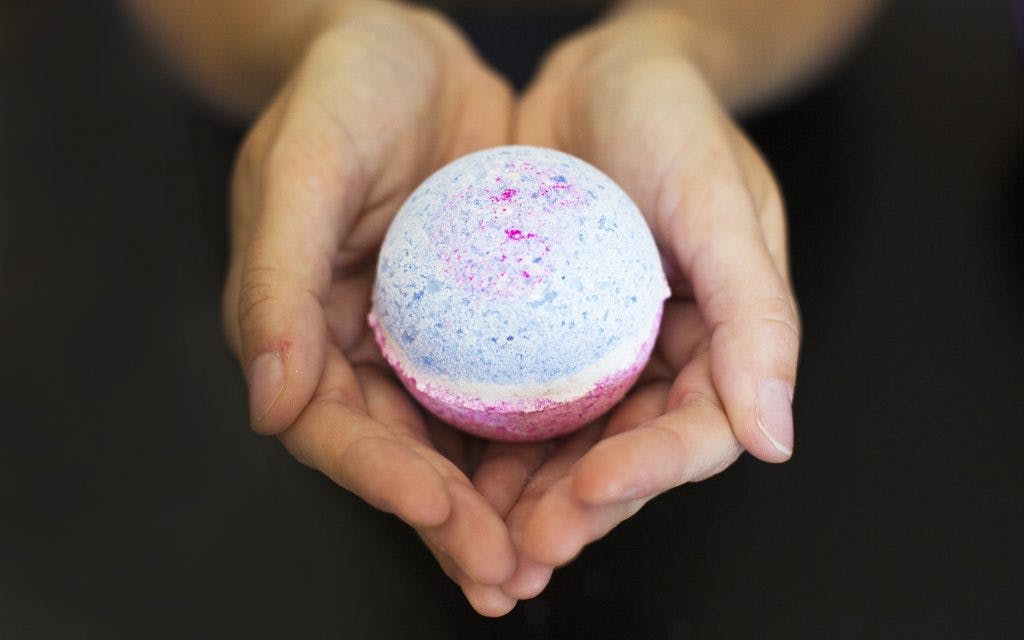 How to make cannabisinfused bath bombs Leafly
