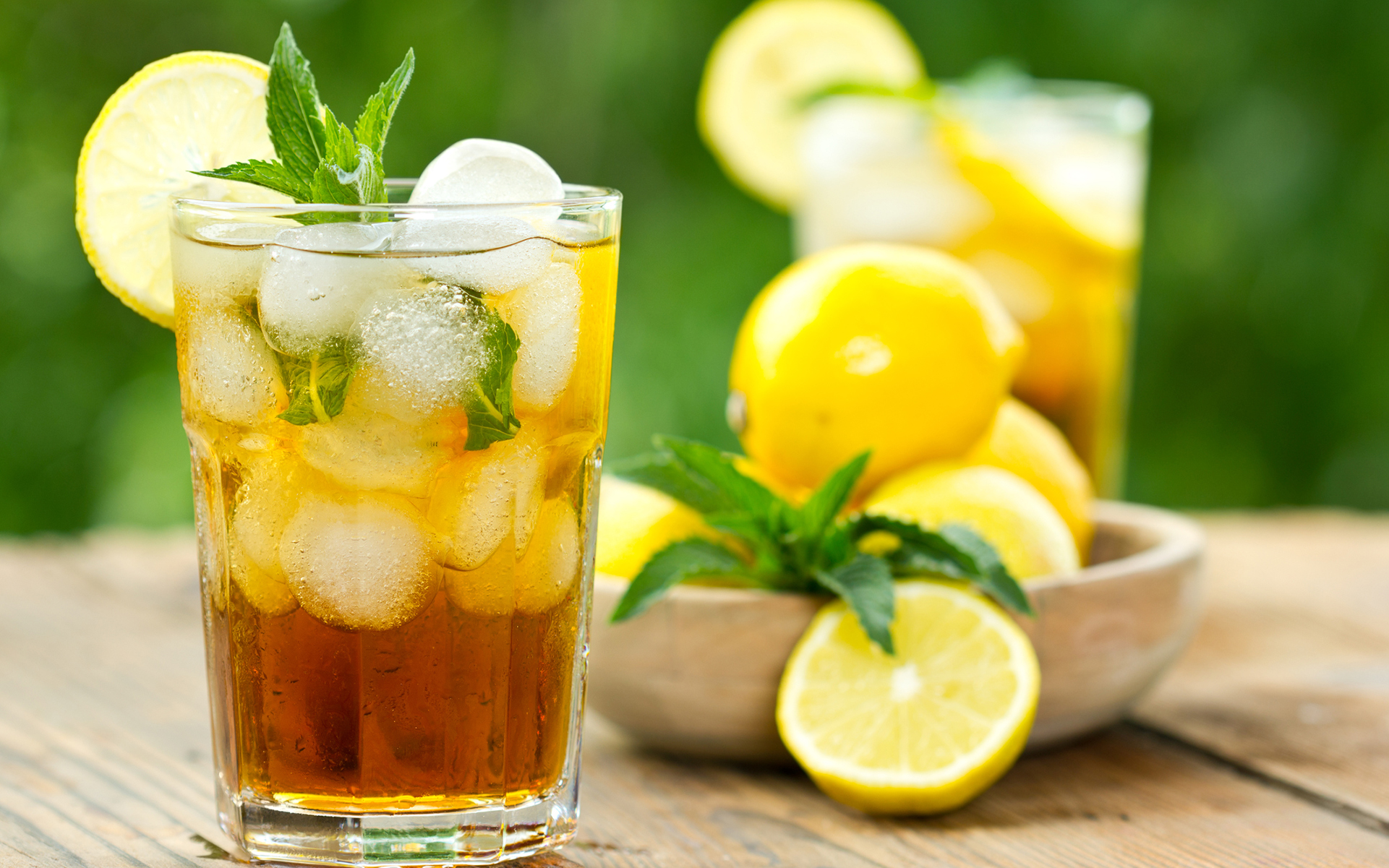 Beat the heat with a Bong Island Iced Tea