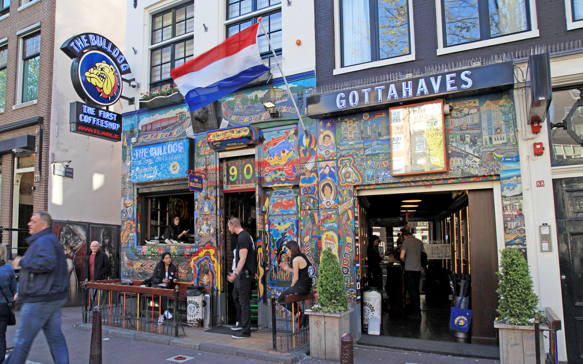 Amsterdam Cannabis Coffeeshop: The Bulldog
