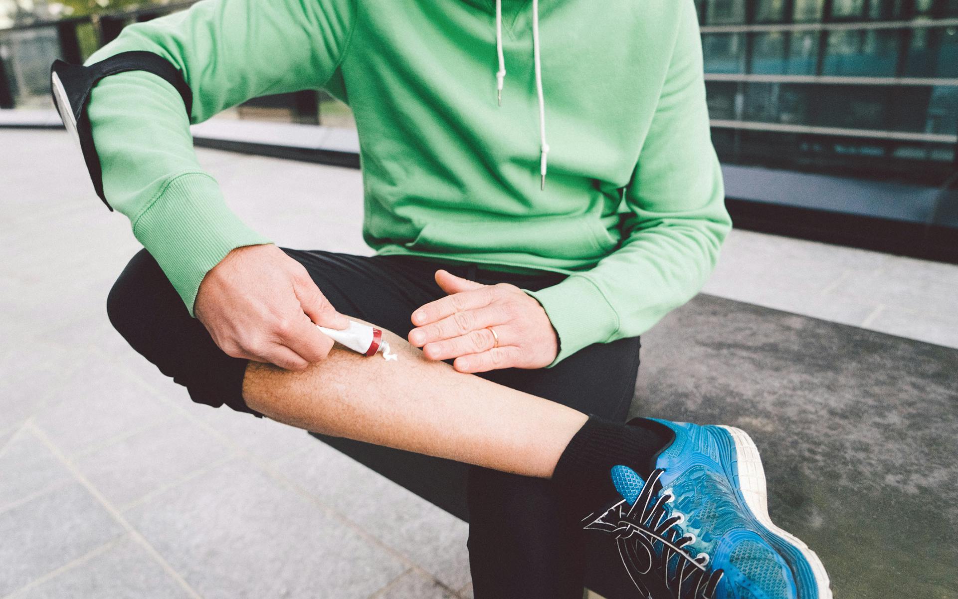 Leafly Picks: 15 Cannabis Balms for Pain Relief After Exercise image