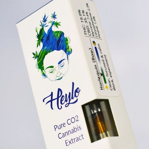 Favorite cannabis concentrates of 2018: Harelquin Raw CO2 Oil by Heylo Cannabis
