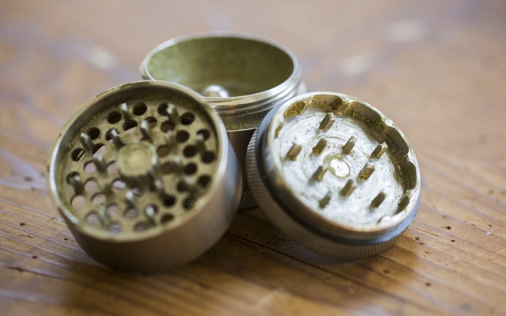 How to boil your grinder to clean it and get high at the same time Leafly