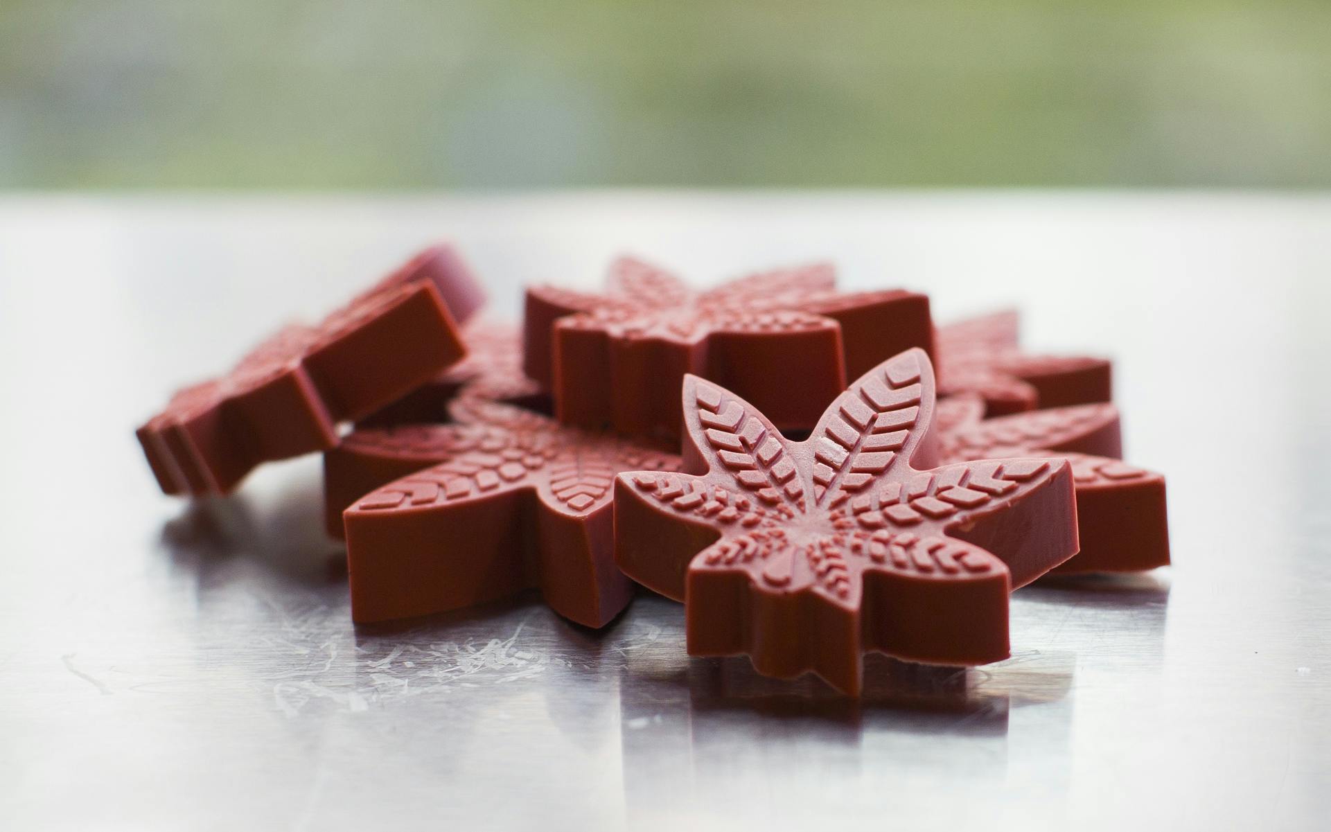 High DIY: Cannabis-infused soaps image