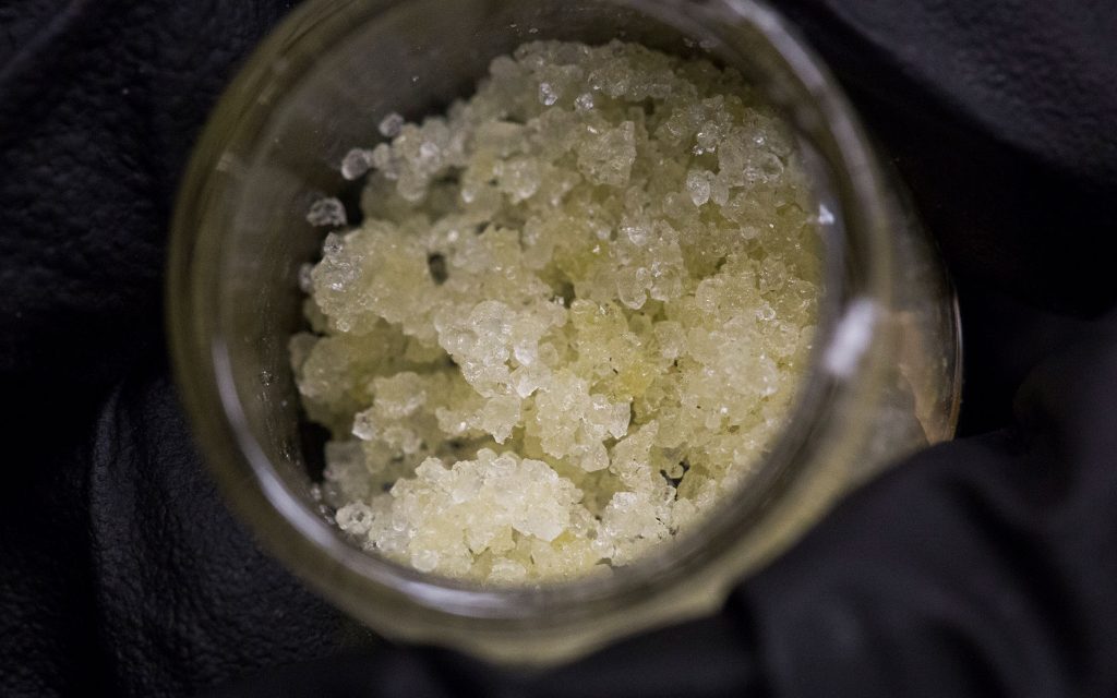 In Photos Watch Cannabis Diamonds Form At Dabx Leafly 