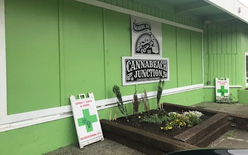 Oregon coast dispensaries & cannabis hotspots in Seaside: Canna Beach Junction