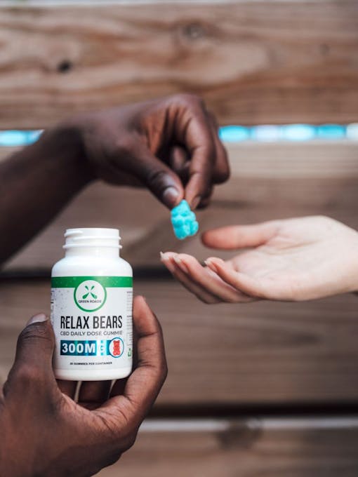 CBD daily dose: CBD gummies with lunch