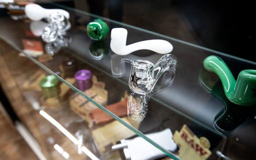 Hello Cannabis Dundas Hamilton Ontario