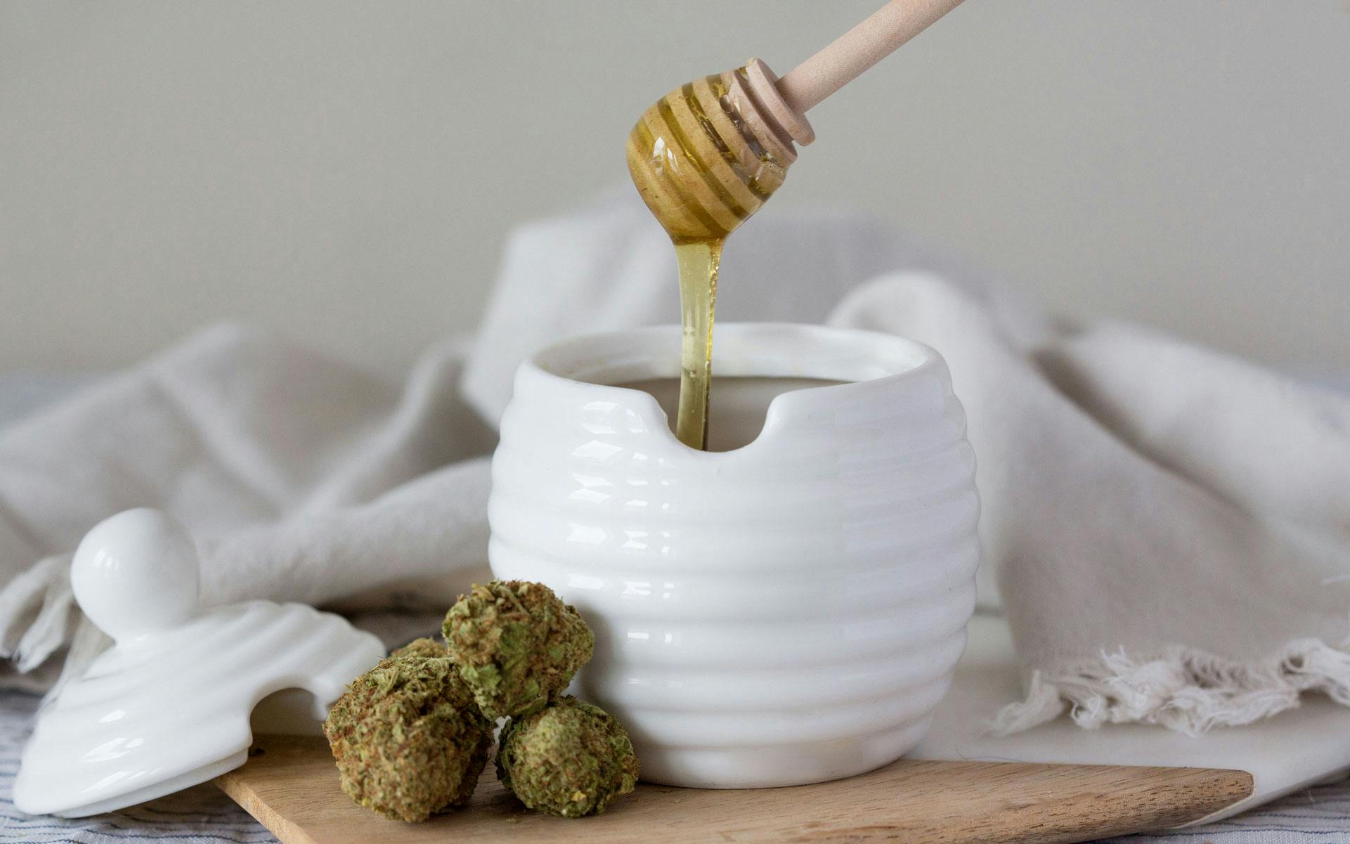 How to make cannabis-infused honey image