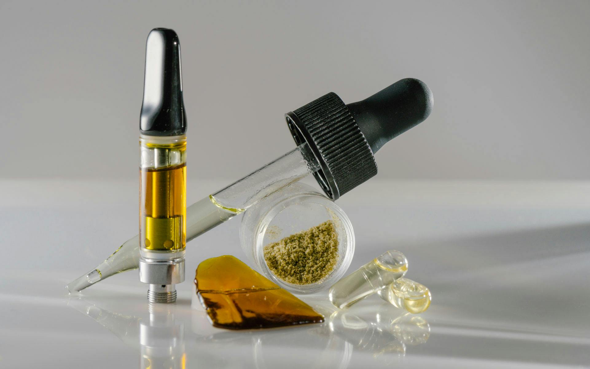 What are cannabis concentrates, oils, and extracts? image