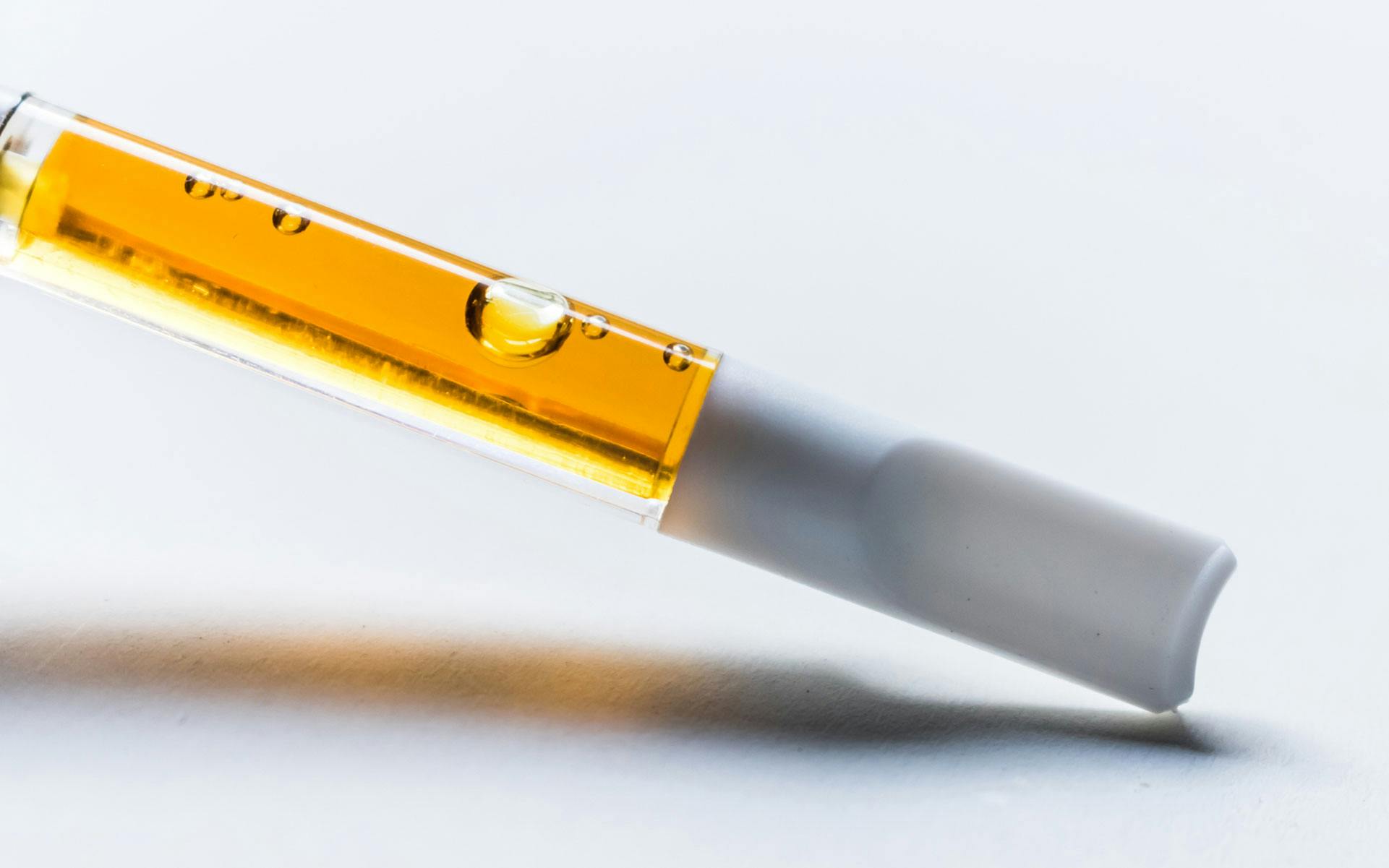 Journey of a tainted vape cartridge: a Leafly investigation image