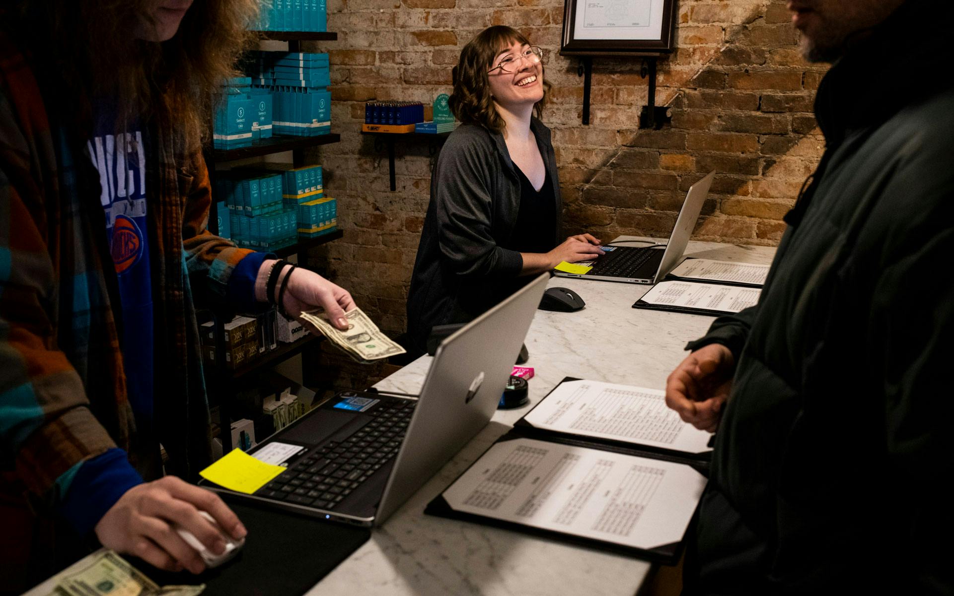 Michigan celebrates first legal cannabis purchases image