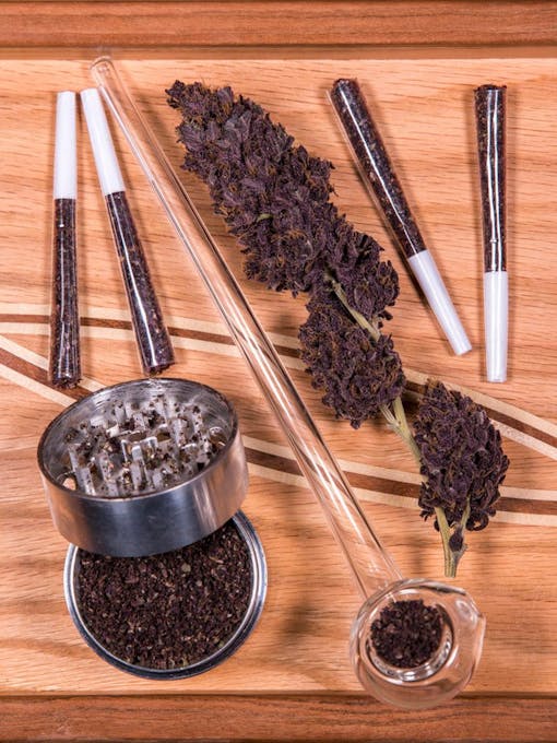 Leafly's favorite flower, leafly faves, Sirius Black strain, cannabis flower, marijuana