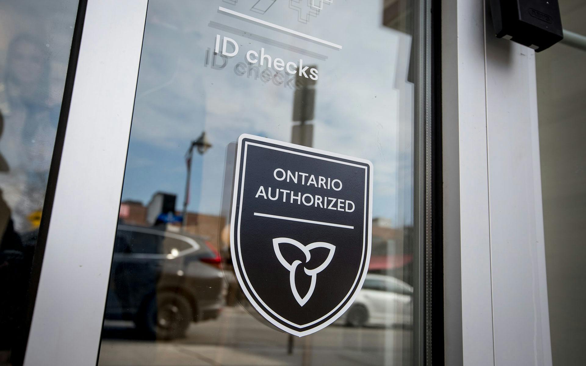 Ontario opens door for more cannabis stores in 2020 image