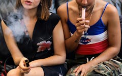 two people vaping cannabis