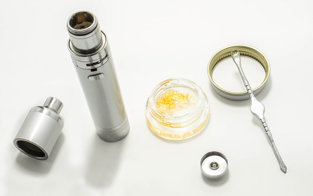 Do Dab Pens Smell & Important Queries About It - LPB