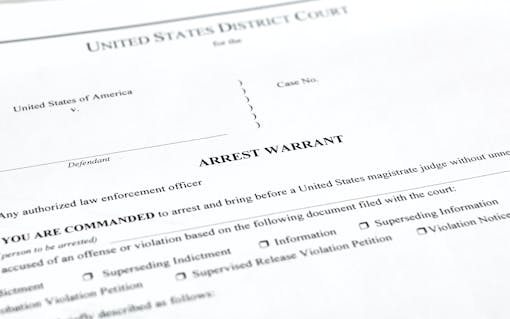 photo of an arrest warrant