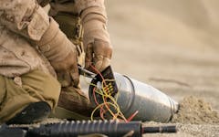 bomb-disposal-IED-Iraq-War