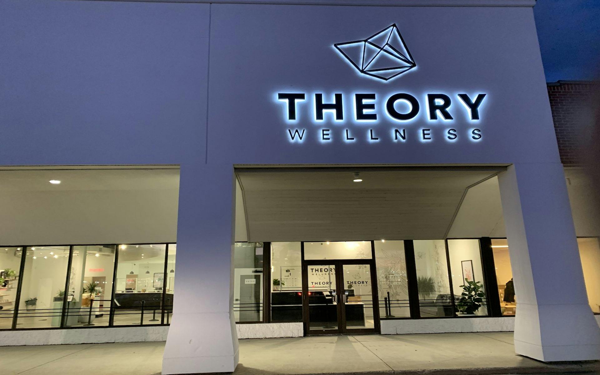 Retail marijuana sales begin in Maine image