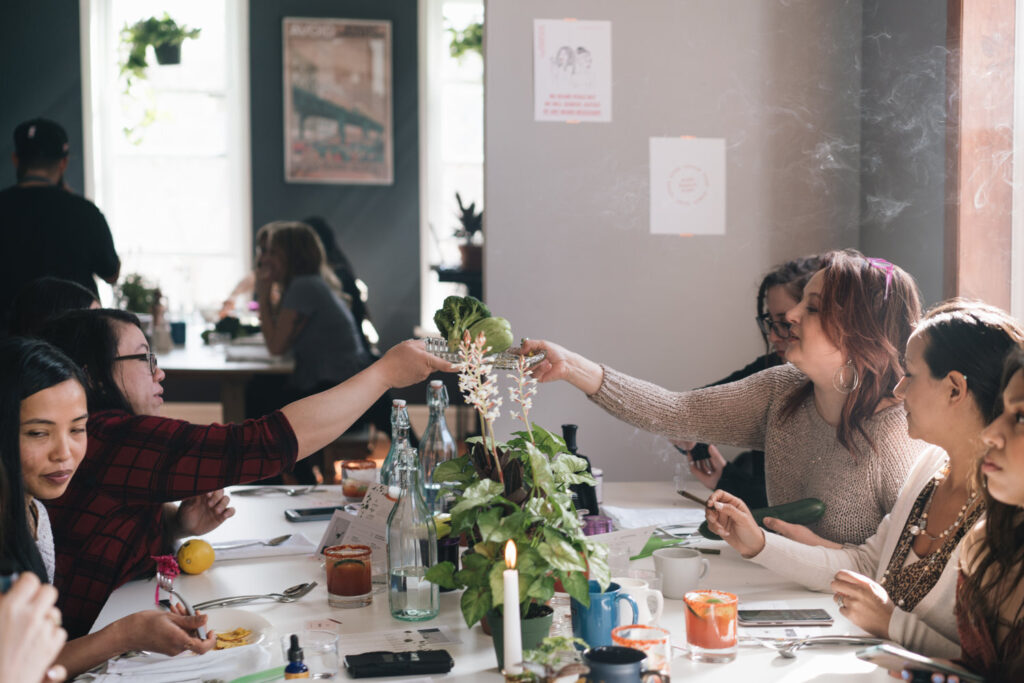 photo-of-the-group-dinner-at-Herbal-Notes-in-Chicago