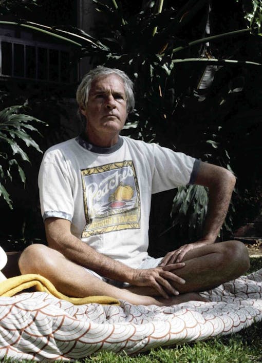 photo-of-timothy-leary-in-1979