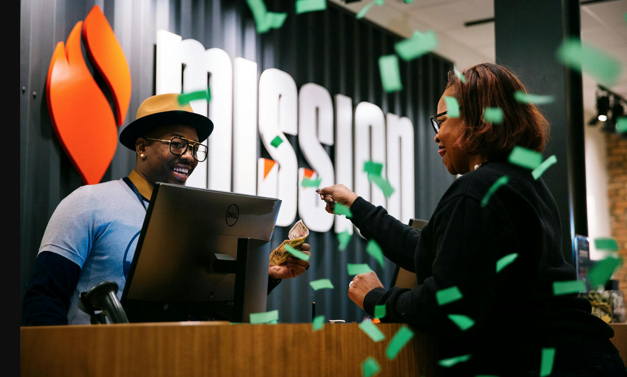 Price of weed falls after legalization, analysis suggests image