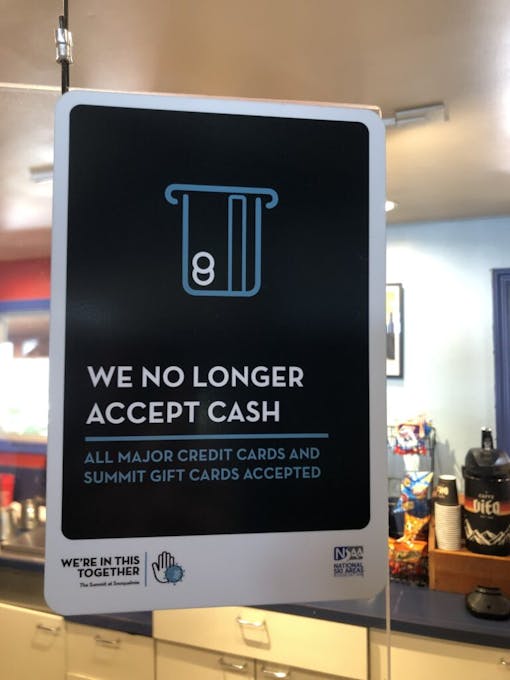 no-cash-sign-at-checkout