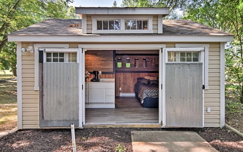 The Best 420 Friendly Airbnbs of 2022 | Leafly